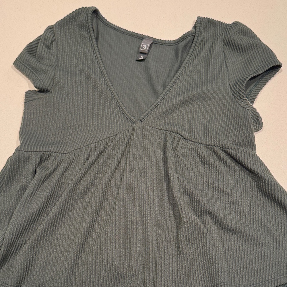 Alya Olive Ribbed V-Neck Blouse